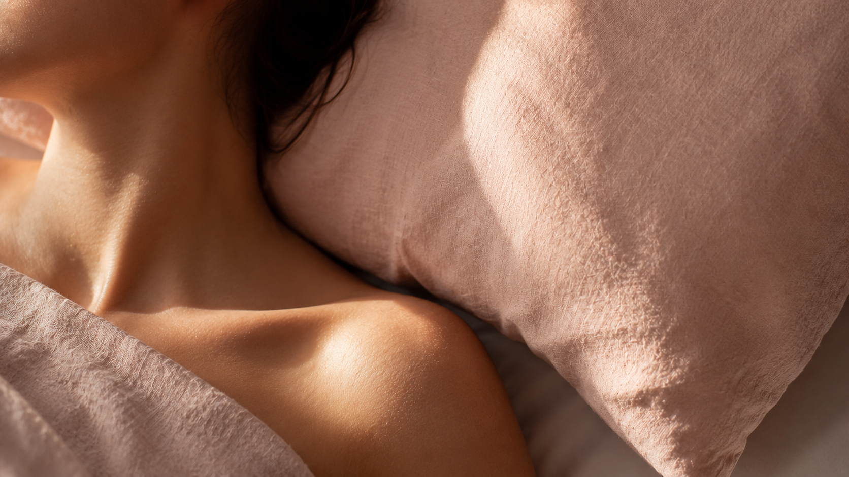 Article 10 - how-sleep-affects-skin-healing-after-a-cosmetic-treatment_2.png